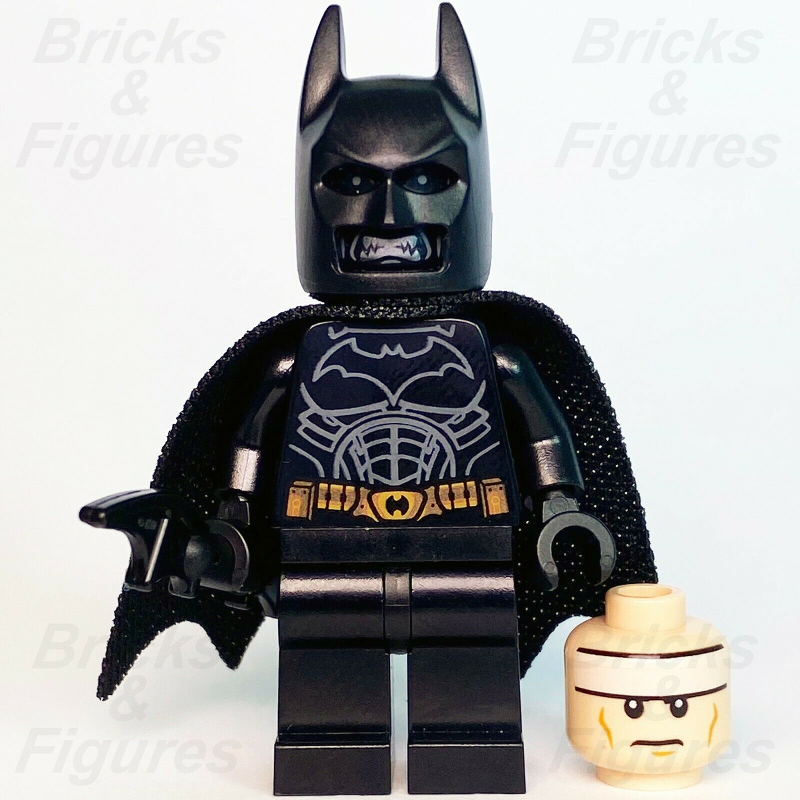 DC Super Heroes LEGO Batman with Angry Fangs Head Dark Knight Minifigure 76239 - Bricks & Figures